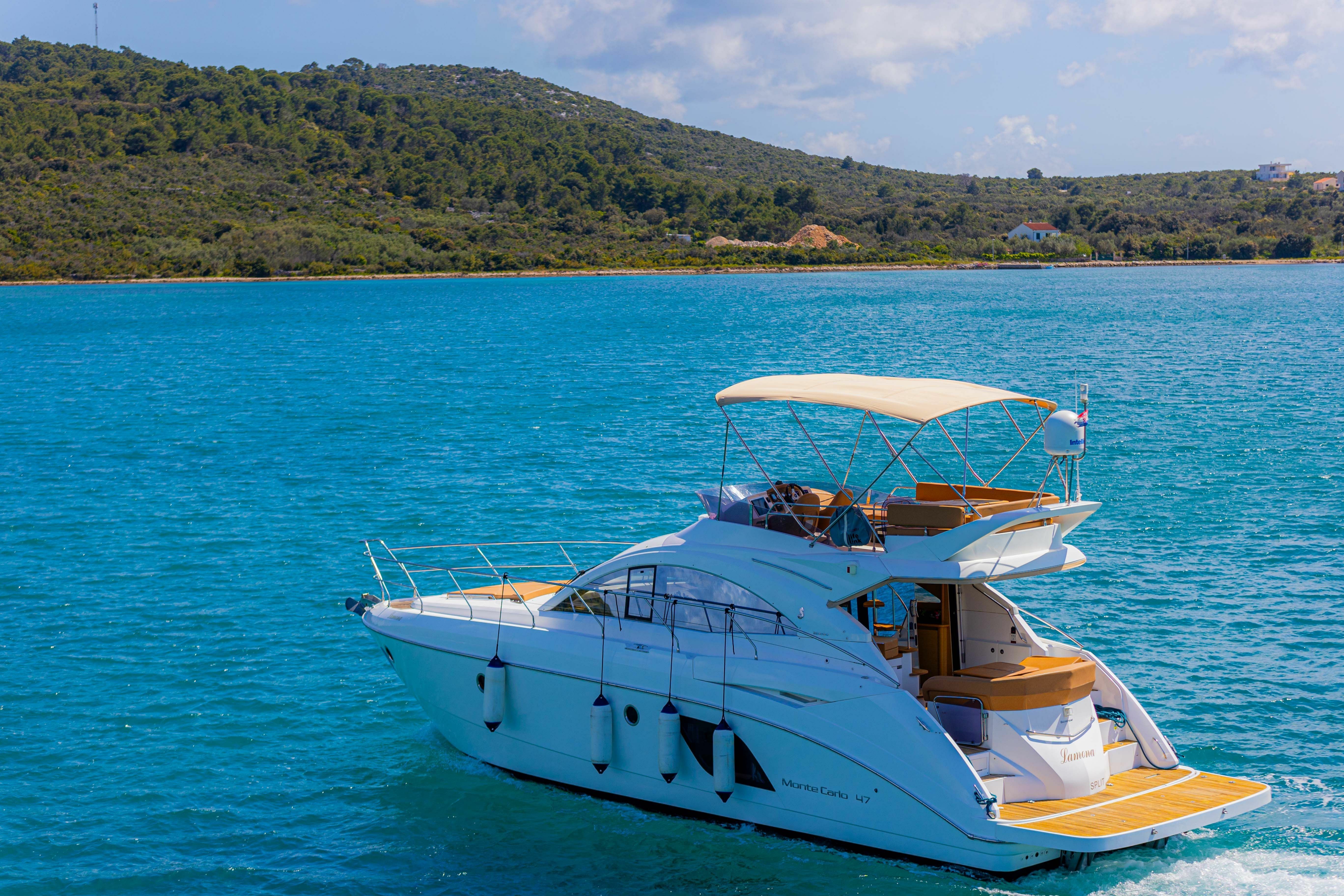 Beneteau Monte Carlo 47 Fly | Lamona
