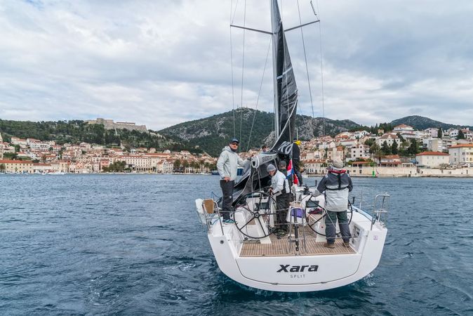 X-Yachts 43 | Xara