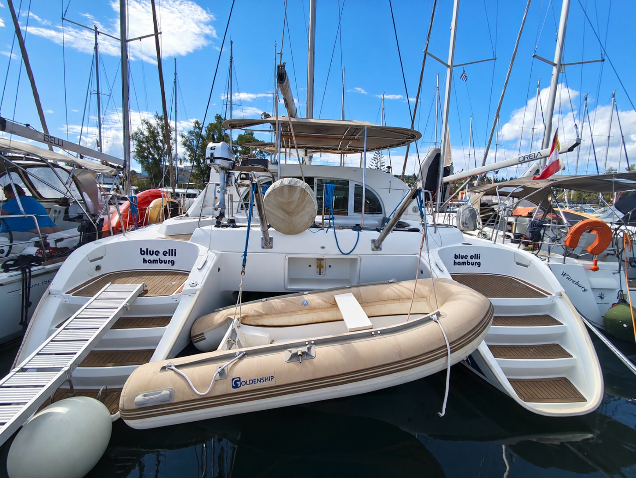 Lagoon 380 S2 | Blue Elli