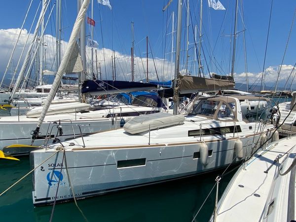 Beneteau Oceanis 38 | Solar