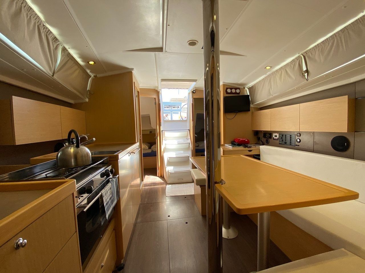 Beneteau Oceanis 38 | Solar