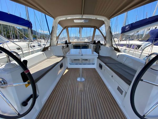 Beneteau Oceanis 38 | Solar
