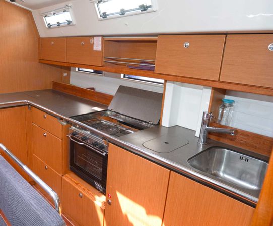 Bavaria Cruiser 45 | Tiresia