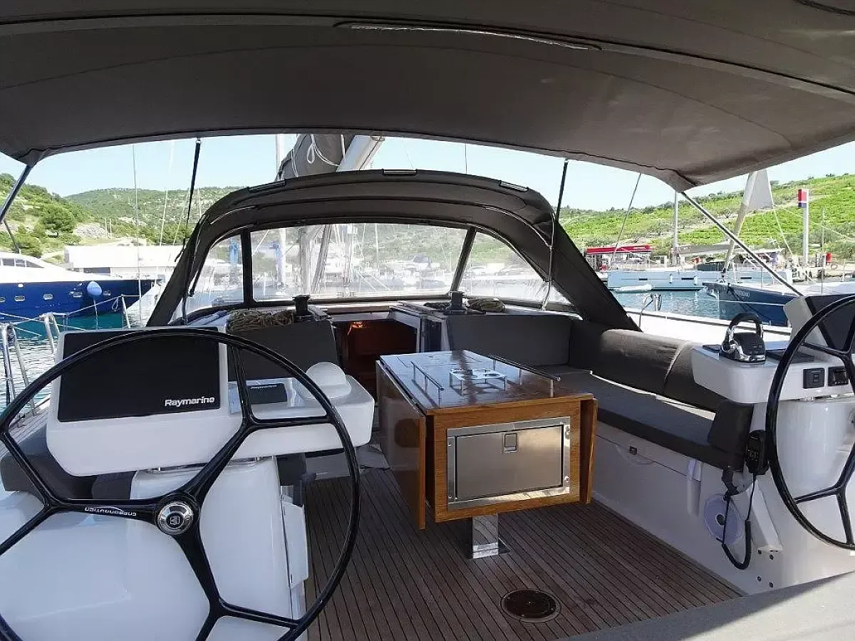 Dufour 520 GL | Notus