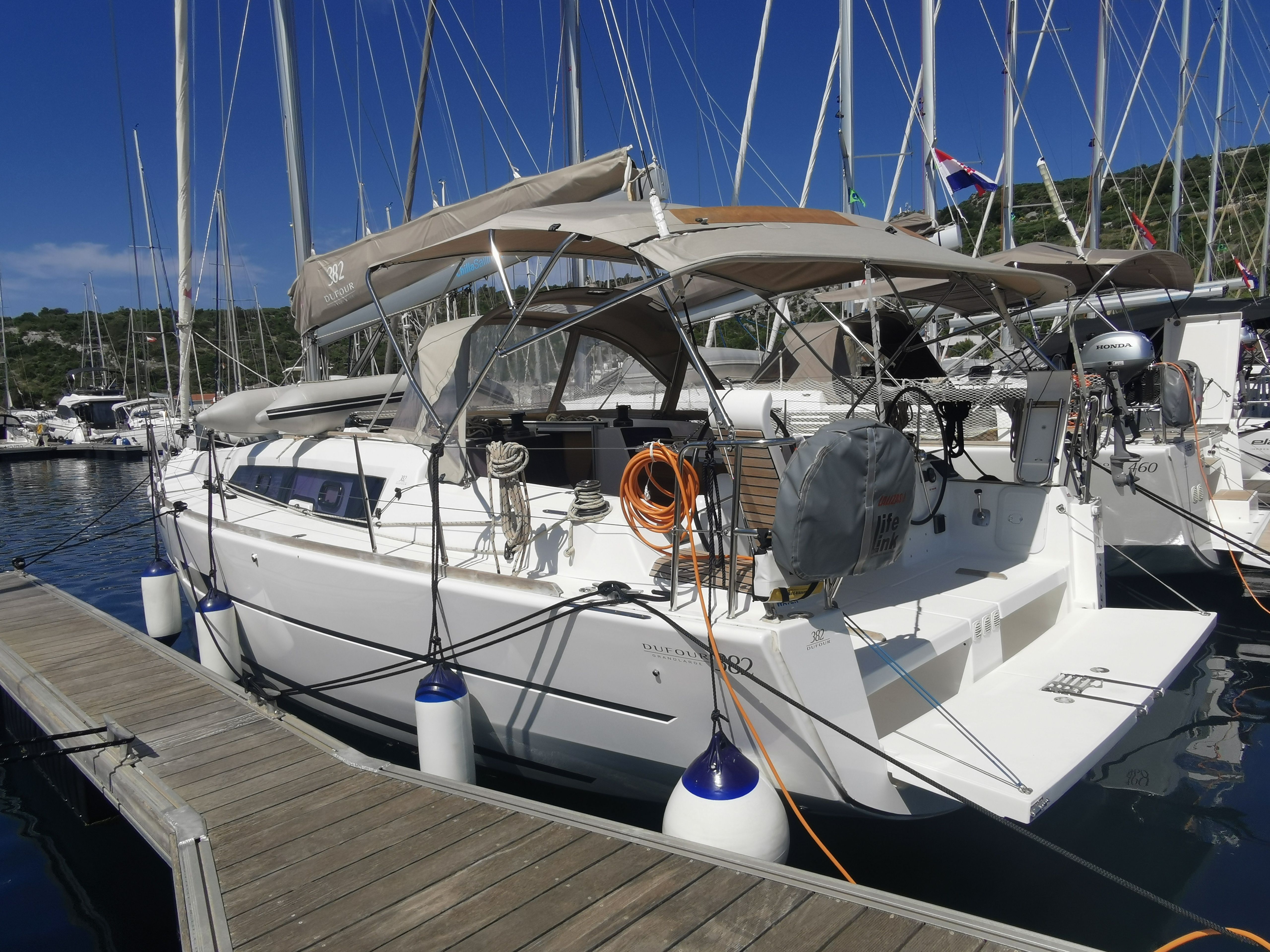 Dufour 382 | Petar Pan