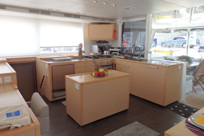 Lagoon 560 | Daddy's Hobby