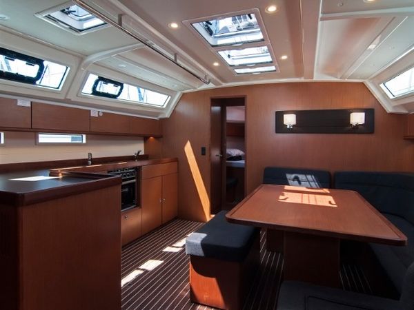 Bavaria Cruiser 46 | Adria Mimi