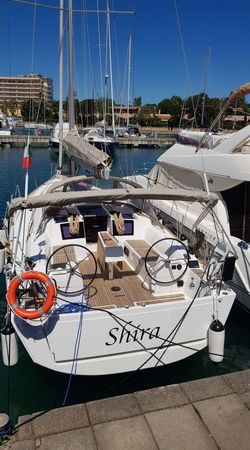Dufour 382 | Shira