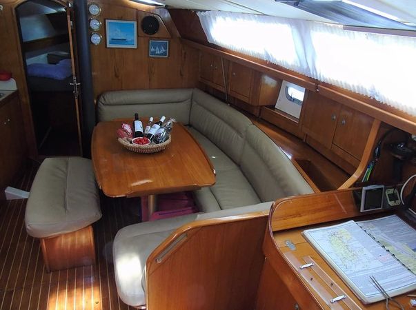 Jeanneau Sun Odyssey 37 | Calma