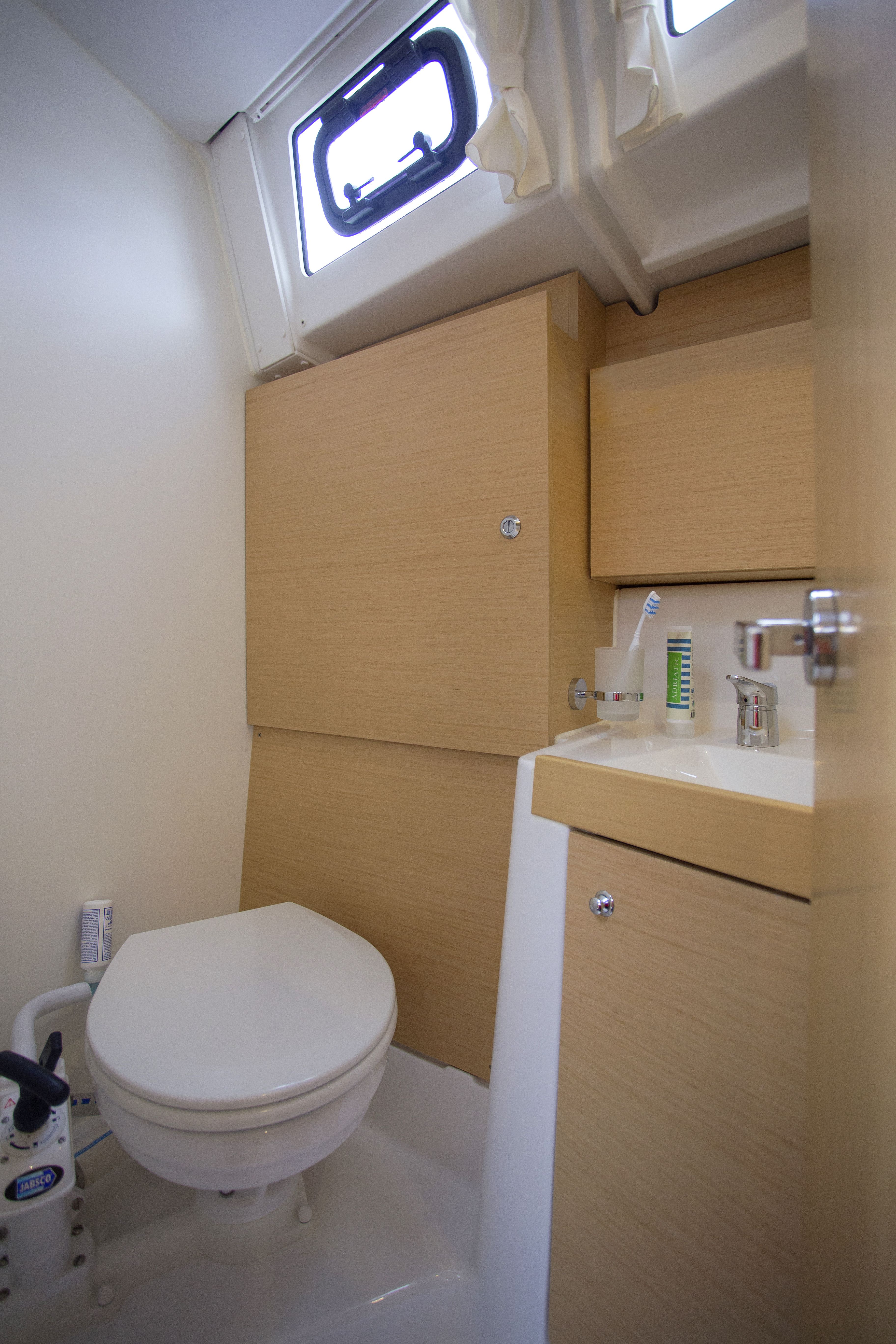 Beneteau Oceanis 38 | Bellagio