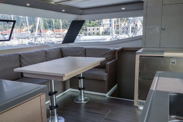 Fountaine Pajot Helia 44 | Lounge