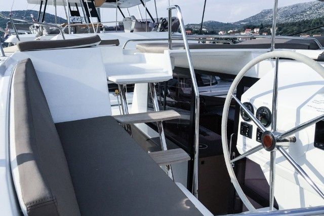 Fountaine Pajot Helia 44 | Lounge