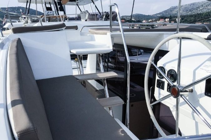 Fountaine Pajot Helia 44 | Lounge
