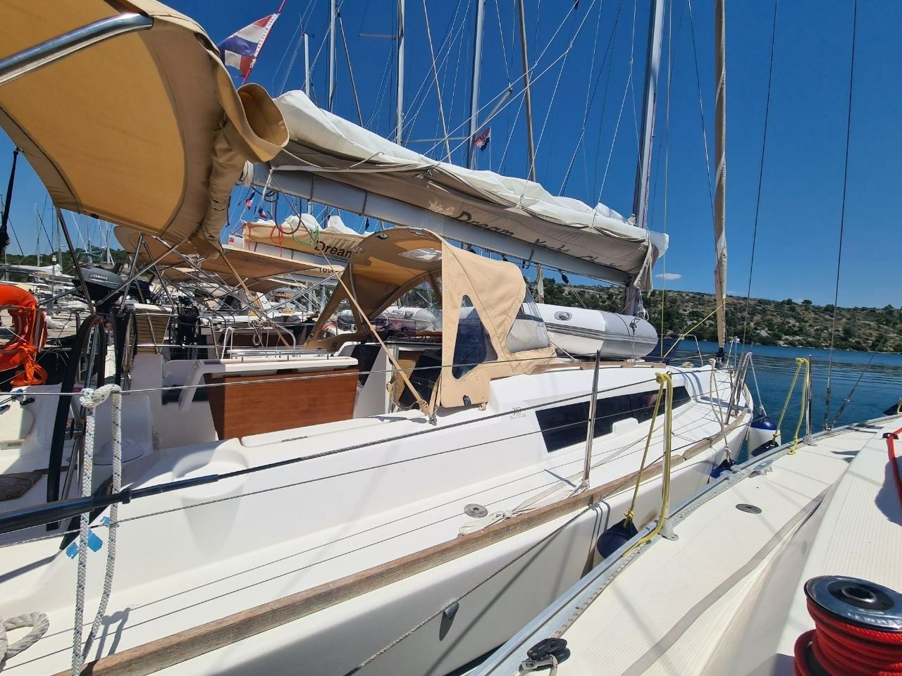 Dufour 310 | Inezic