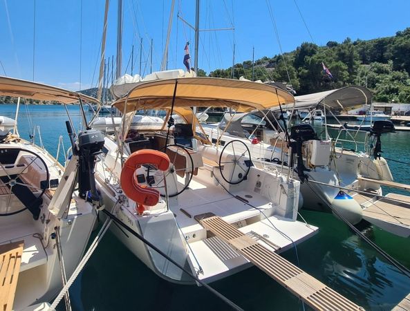 Dufour 310 | Inezic