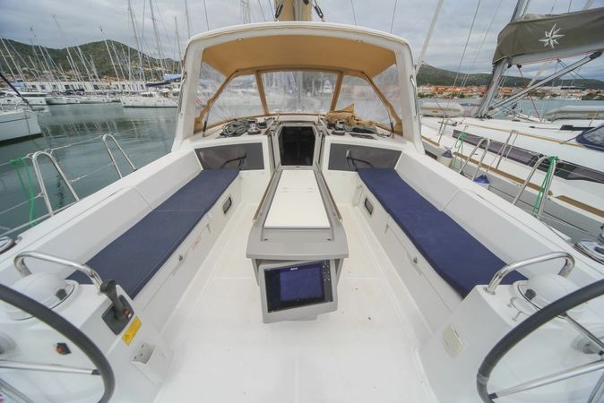 Beneteau Oceanis 48 | Aldabra