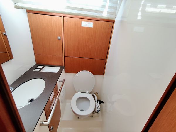 Bavaria Cruiser 46 | Val4