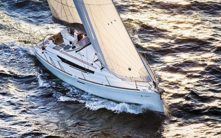 Jeanneau Sun Odyssey 389 | Dakiri 2