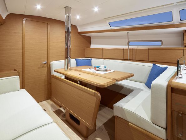 Jeanneau Sun Odyssey 389 | Dakiri 2
