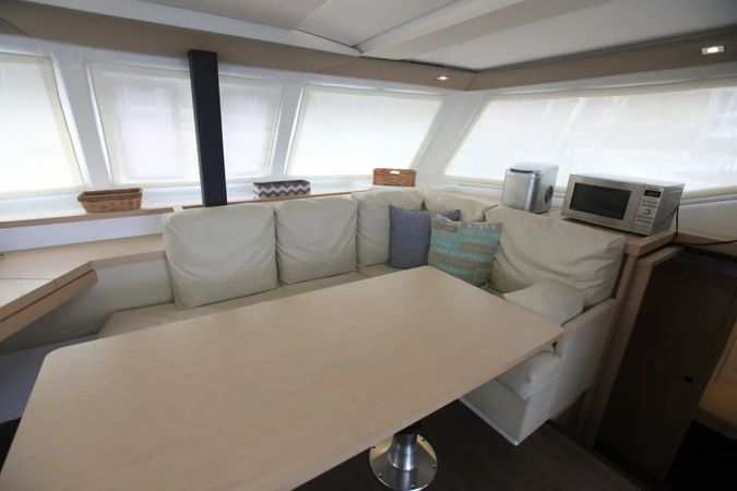 Fountaine Pajot Lucia 40 | Shelly Kay