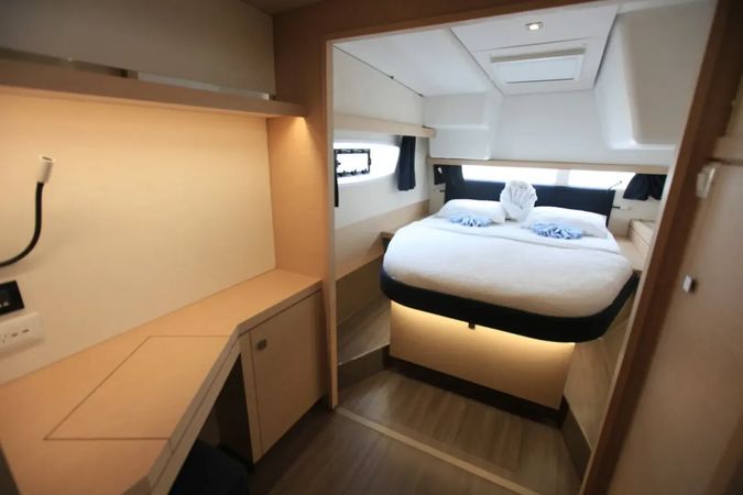 Fountaine Pajot Lucia 40 | Shelly Kay