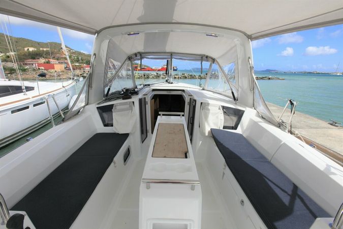 Beneteau Oceanis 35 | Big Blue