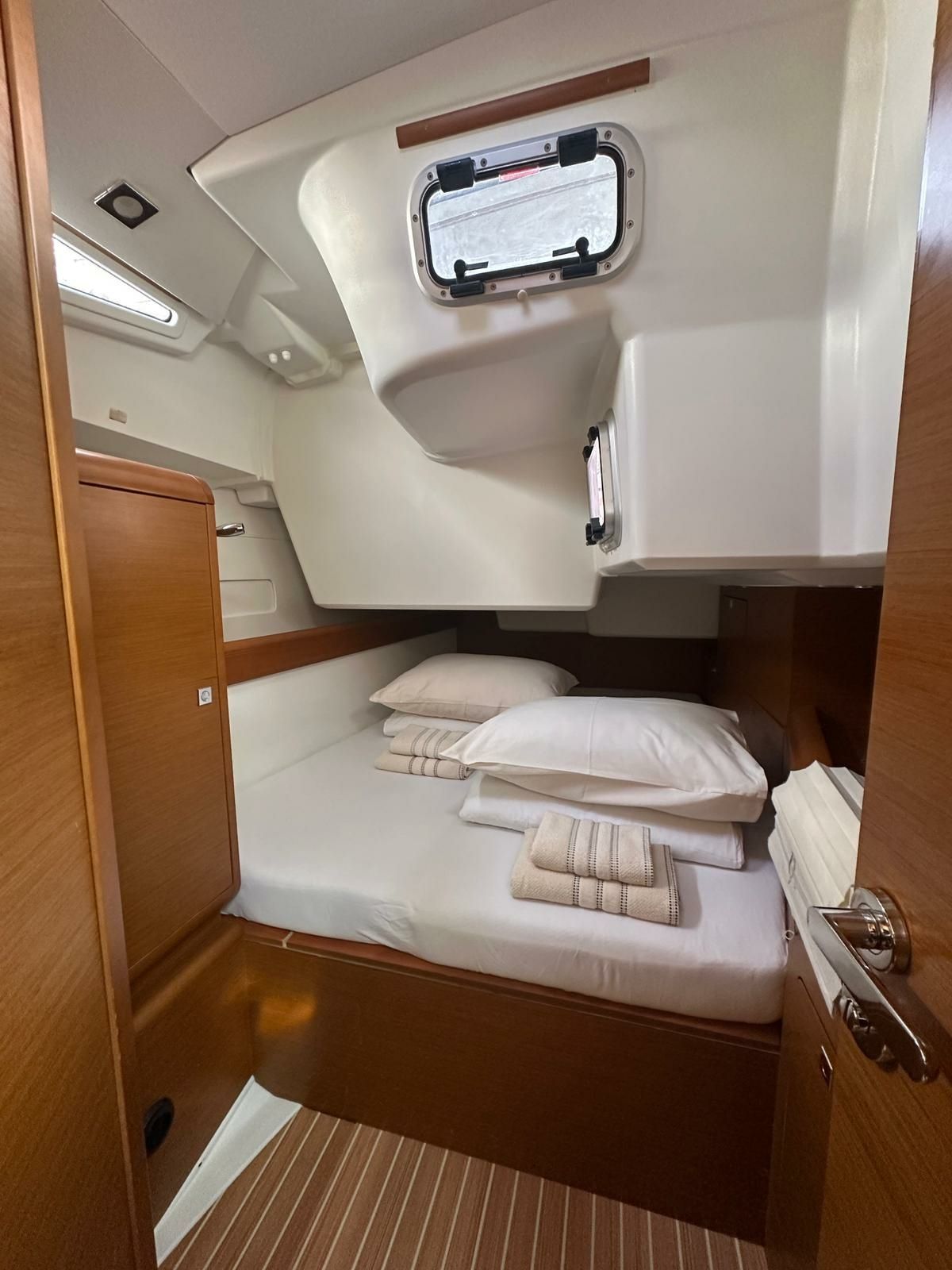 Jeanneau Sun Odyssey 519 | Freya