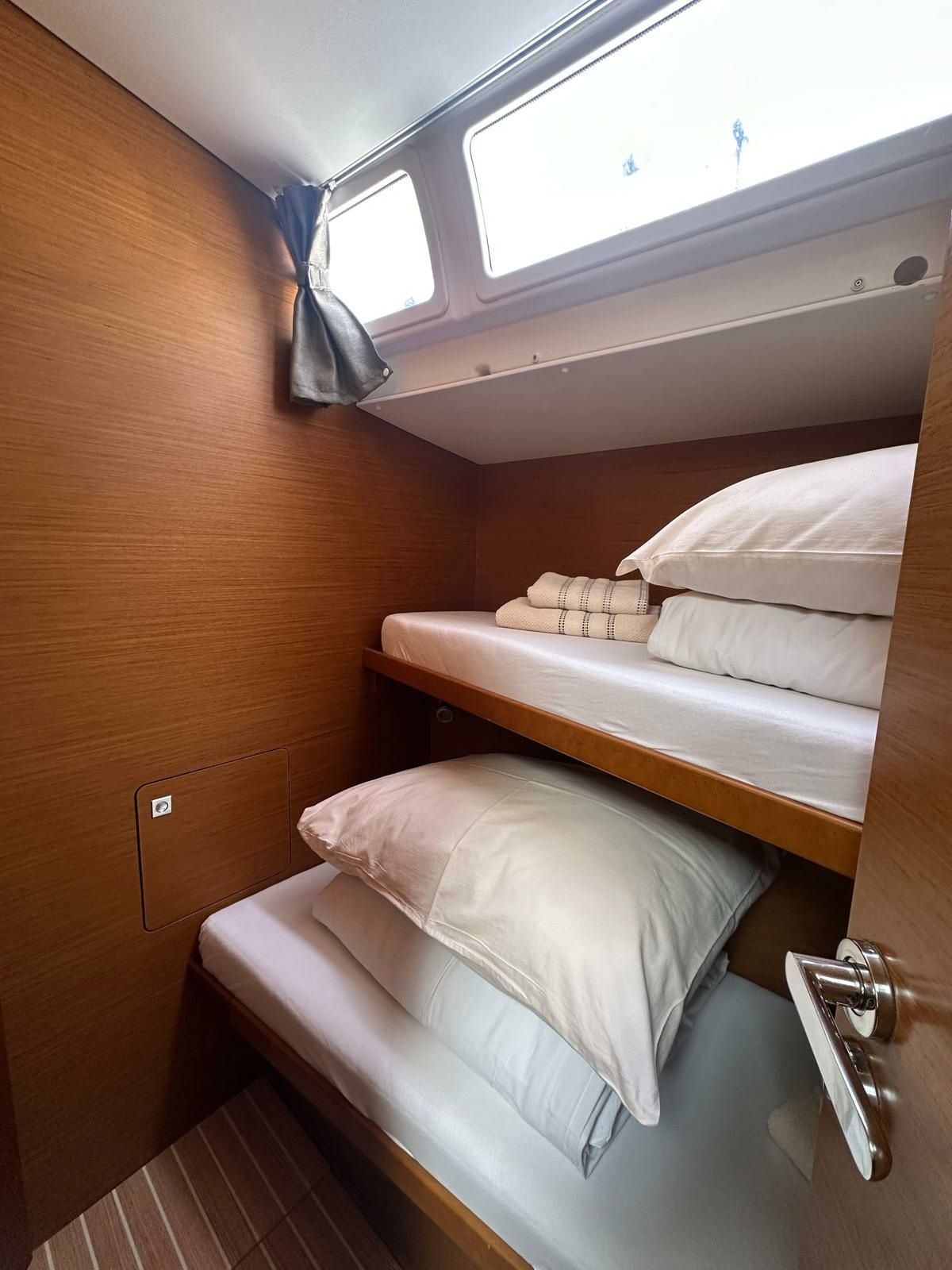 Jeanneau Sun Odyssey 519 | Freya