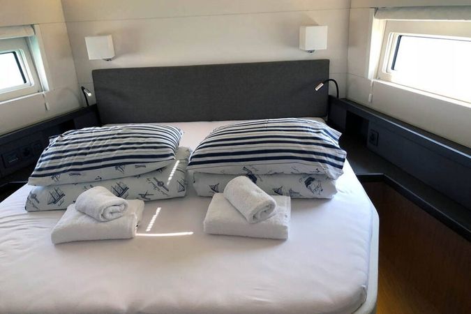 Beneteau Oceanis 62 | Thora Helen