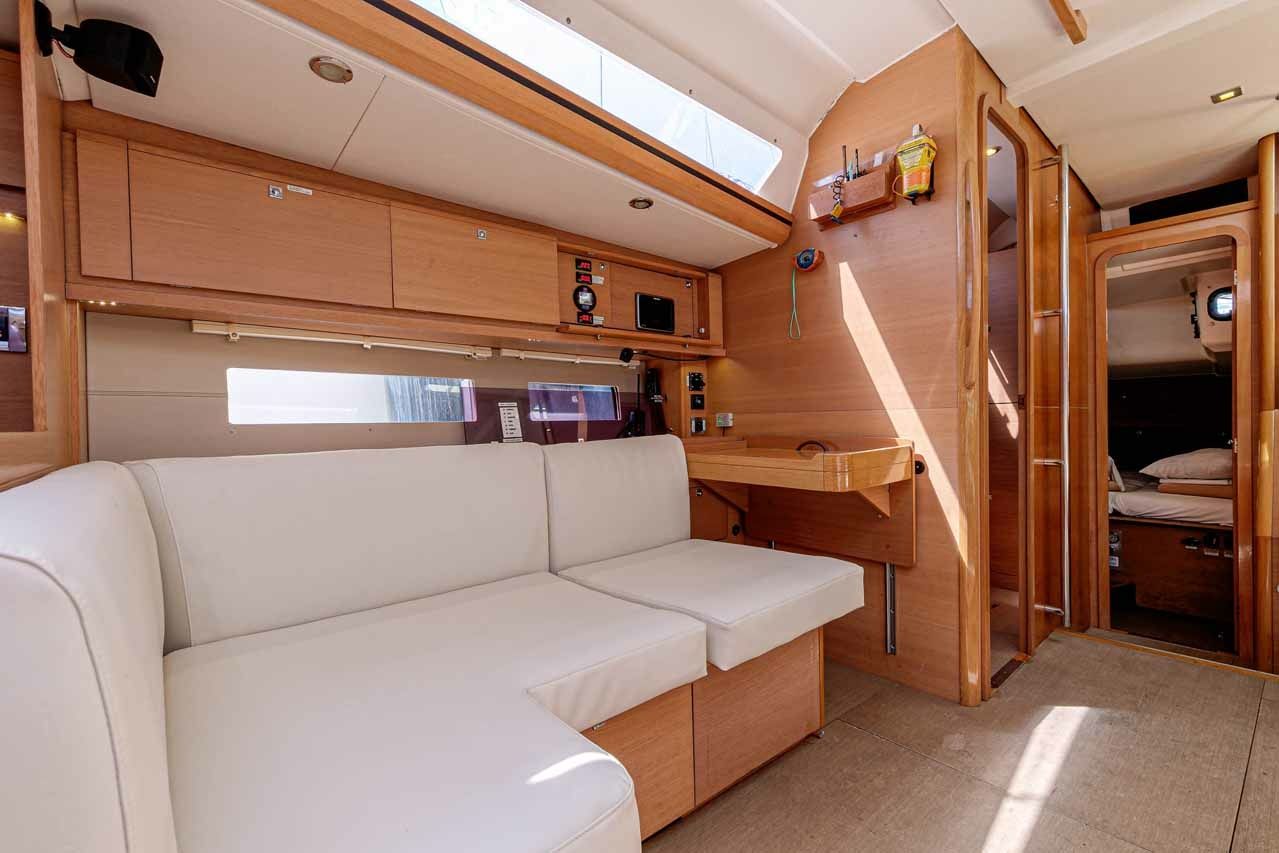 Dufour 560 | Skylark