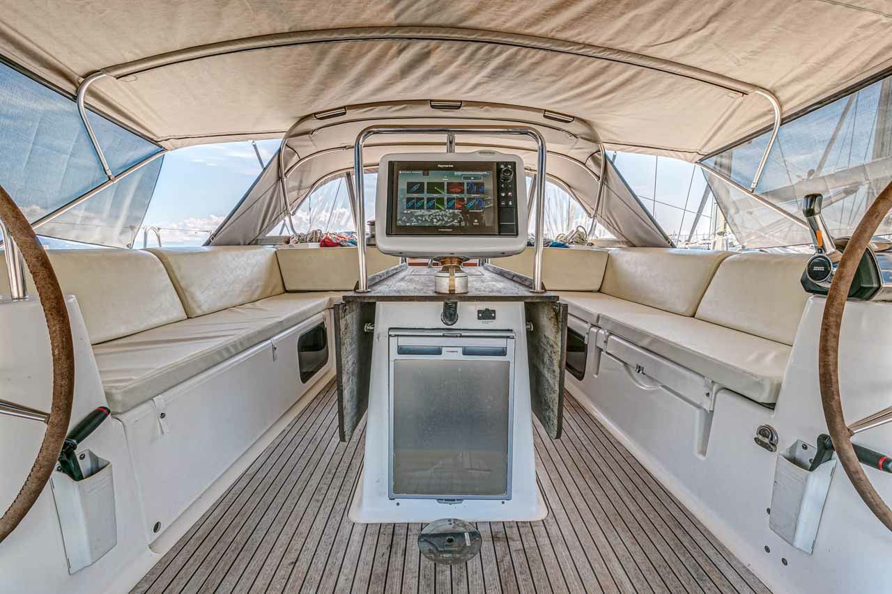 Dufour 560 | Skylark