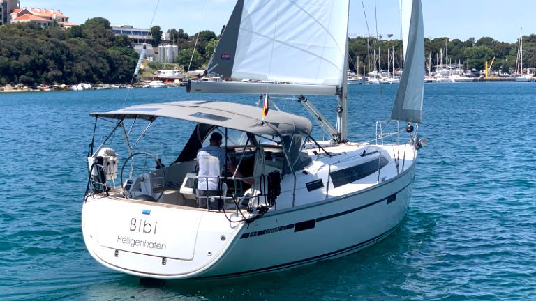Bavaria Cruiser 37 | Bibi