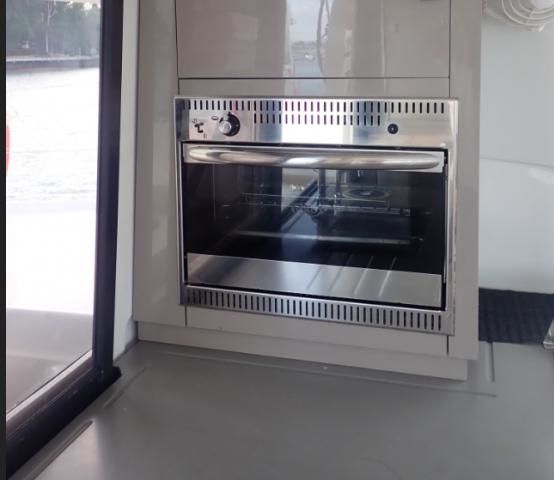 Fountaine Pajot Lucia 40 | Kinara