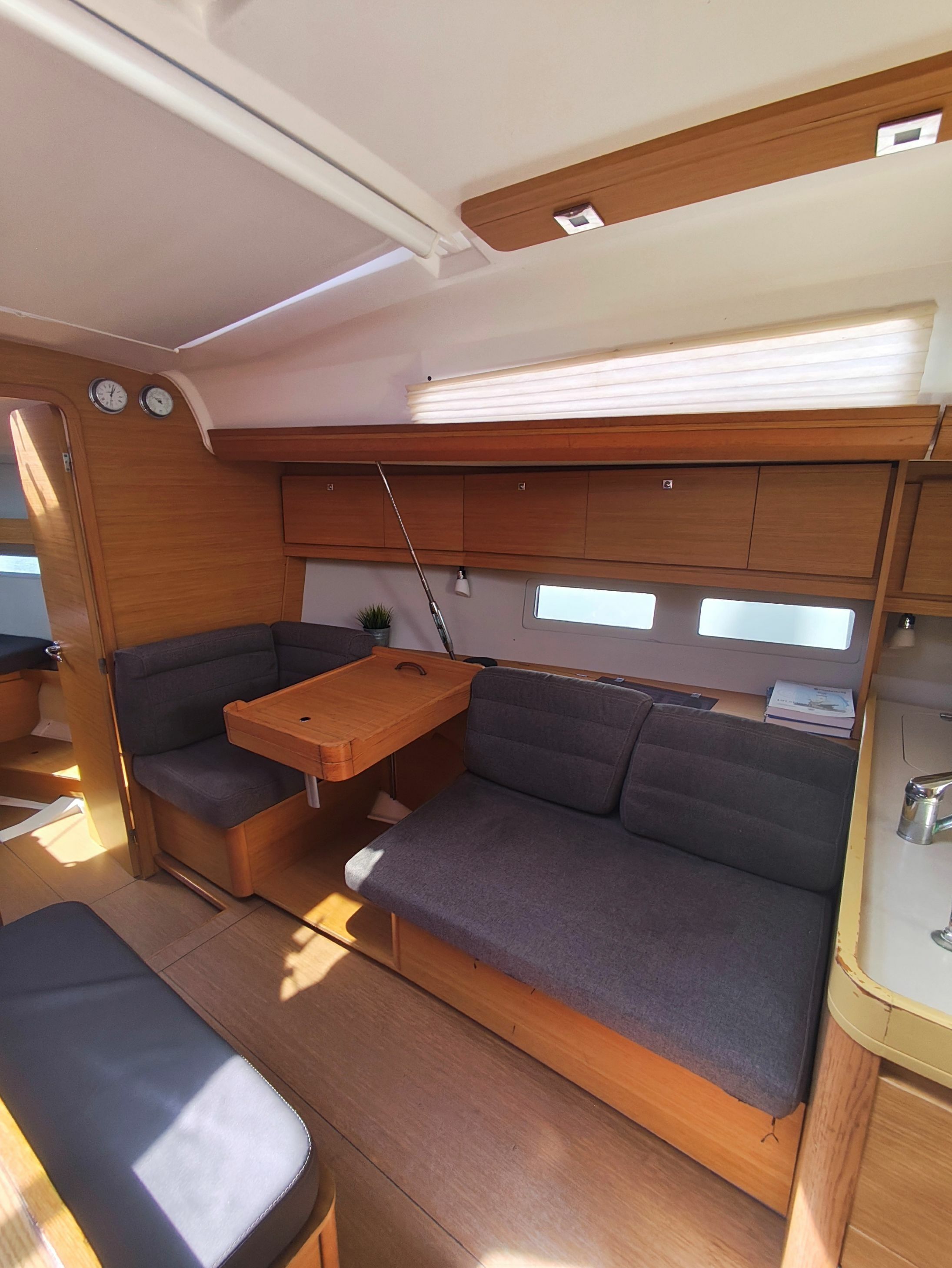 Dufour 412 | Artemis