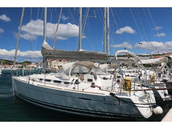 Beneteau First 35 | Gemini