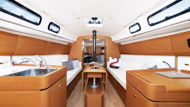 Beneteau First 35 | Aries