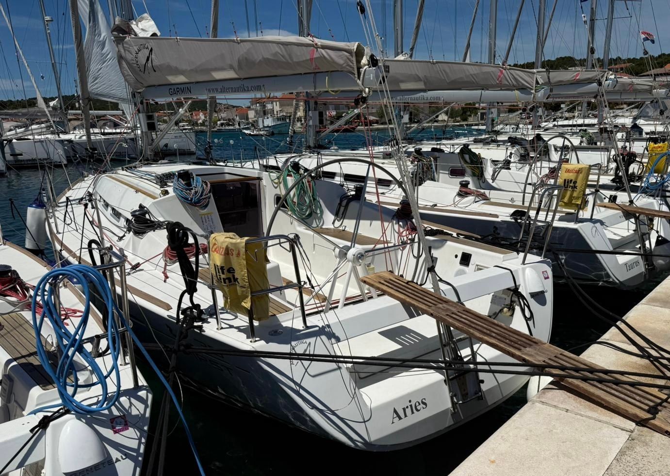 Beneteau First 35 | Aries