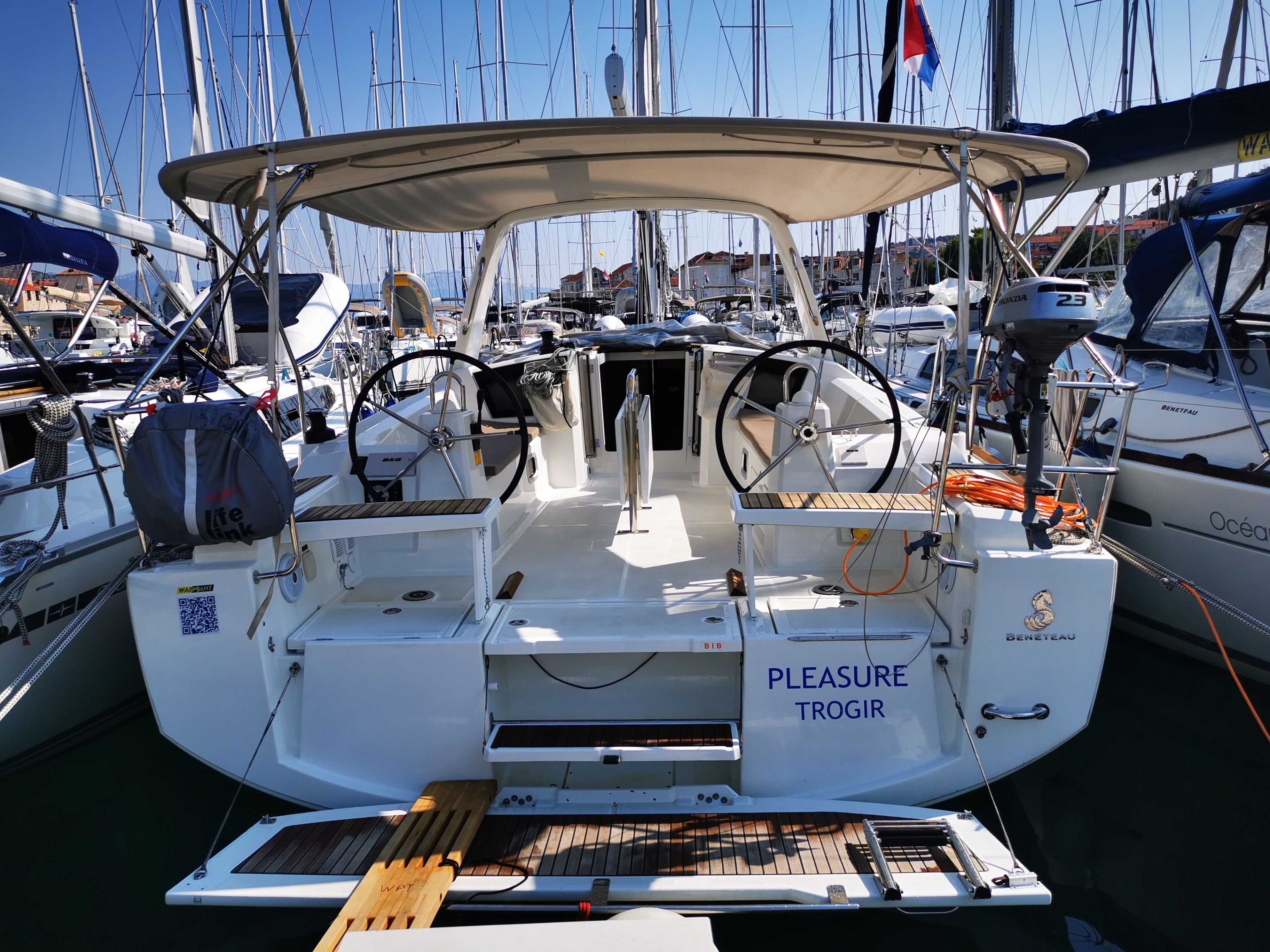 Beneteau Oceanis 38 | Pleasure