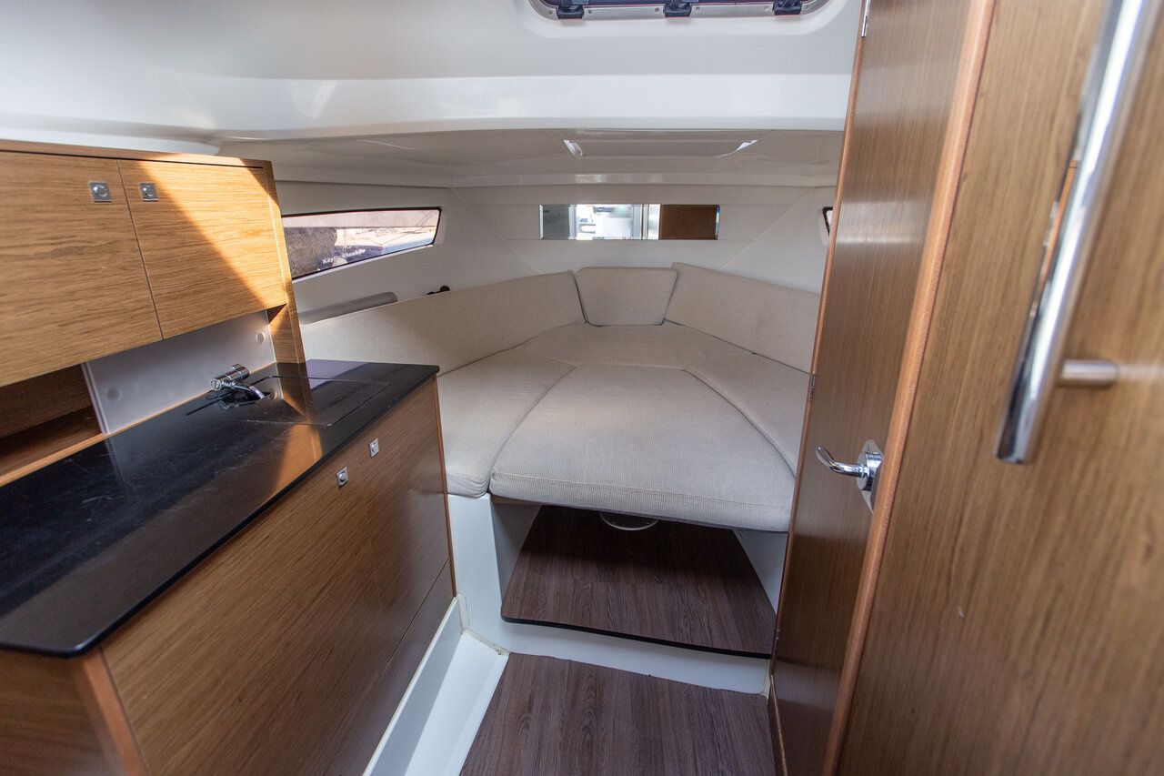 Jeanneau Cap Camarat 9.0 | WA