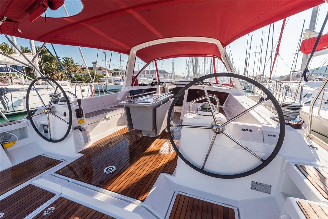 Beneteau Oceanis 48 | Flou