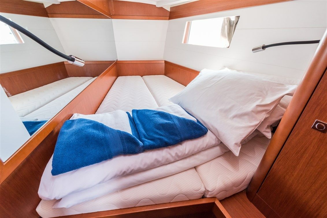 Beneteau Oceanis 48 | Flou