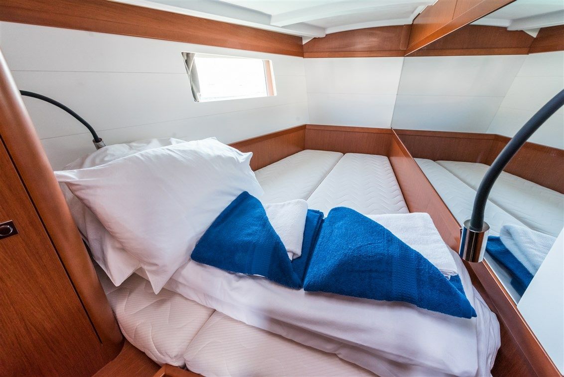 Beneteau Oceanis 48 | Flou