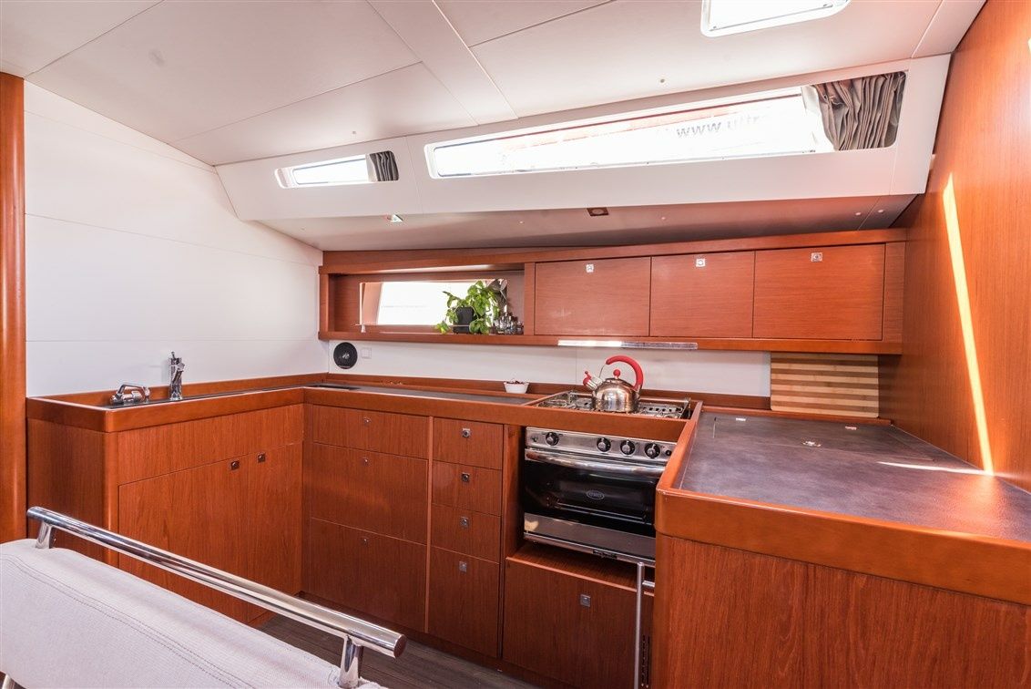 Beneteau Oceanis 48 | Flou