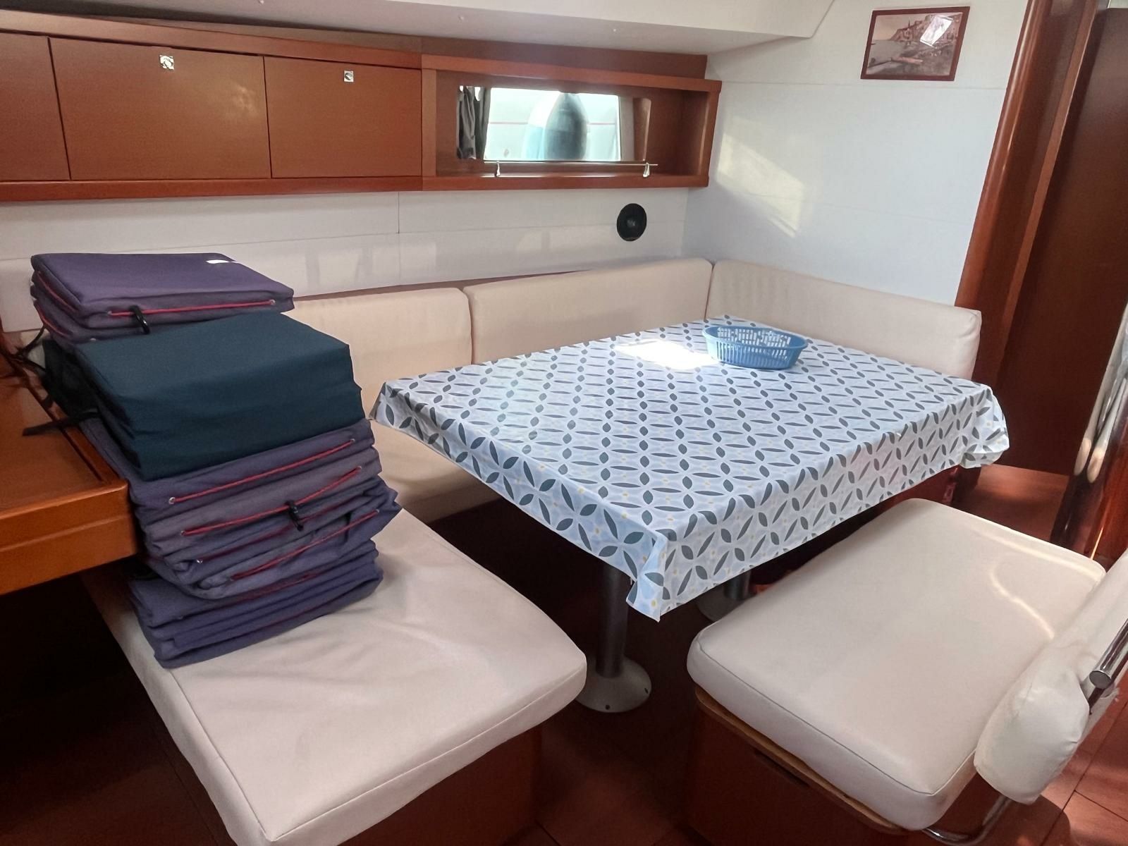 Beneteau Oceanis 48 | Marilyn