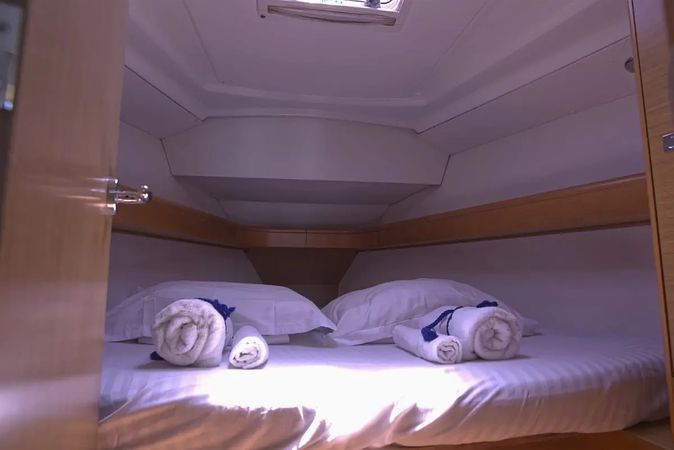 Jeanneau Sun Odyssey 36i | Candy