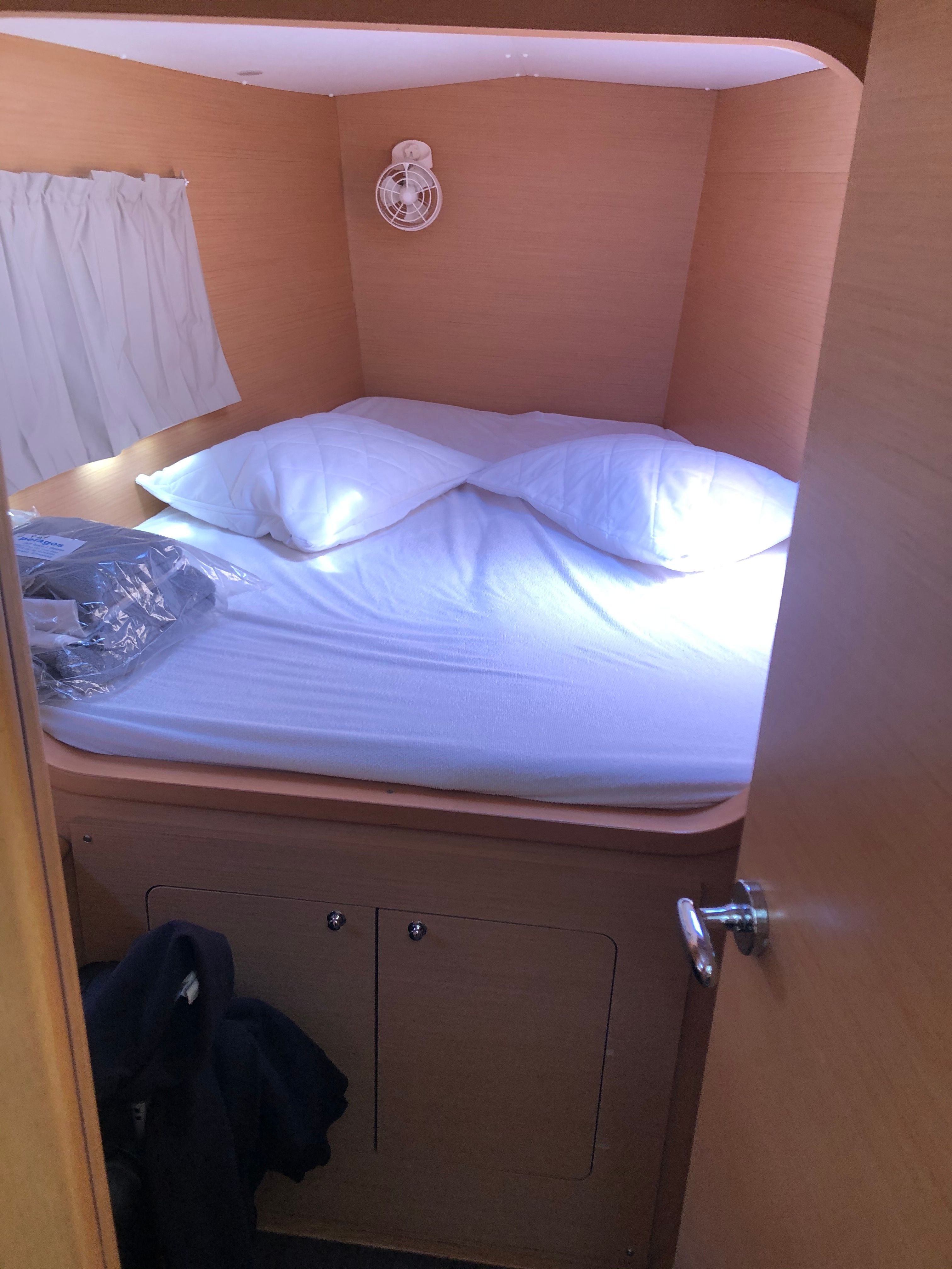 Lagoon 380 S2 | Beluga