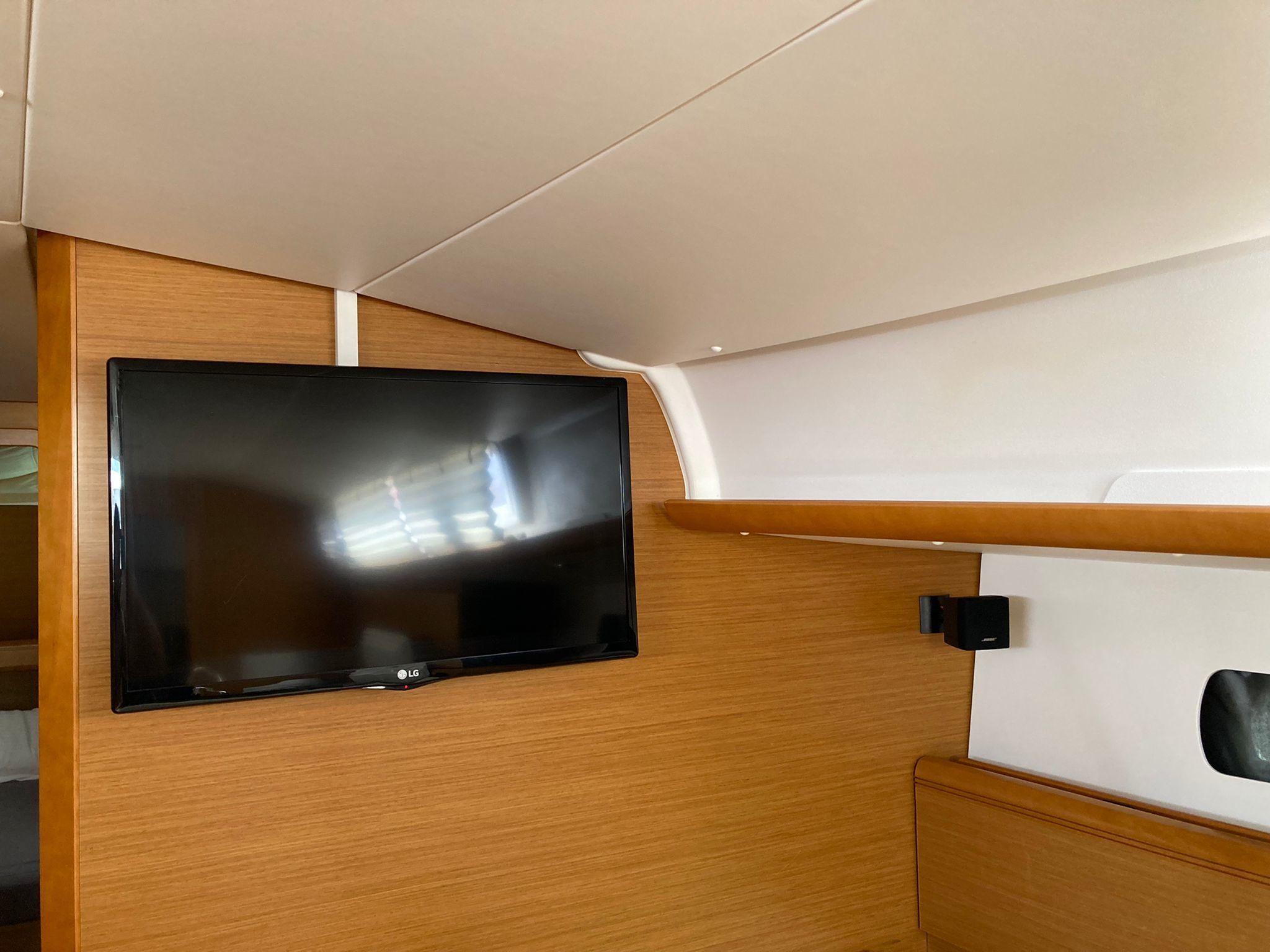 Jeanneau Sun Odyssey 439 | KitaKita