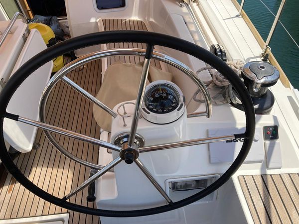Jeanneau Sun Odyssey 519 | Corcho 11