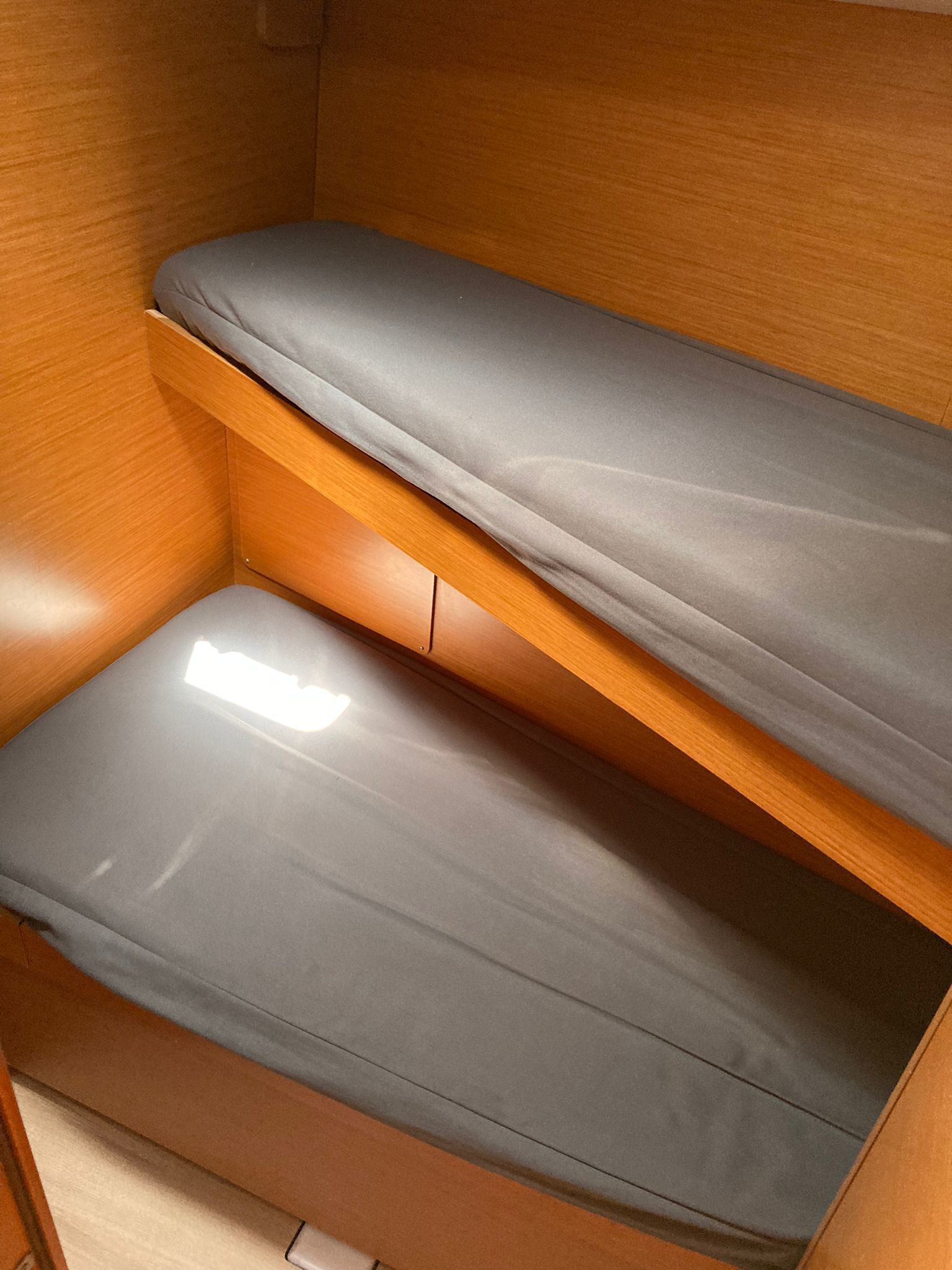 Jeanneau Sun Odyssey 449 | Corcho 12