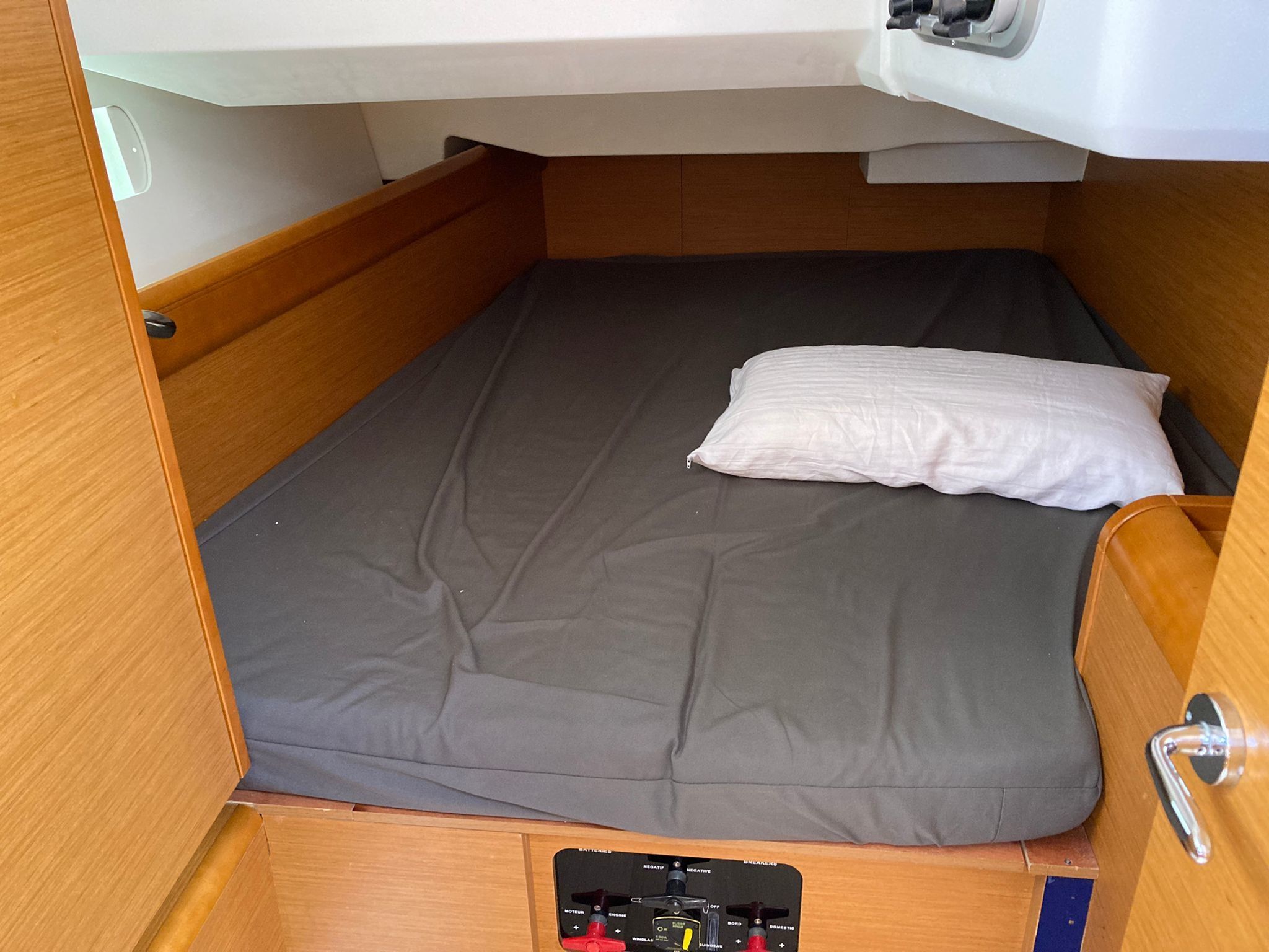 Jeanneau Sun Odyssey 449 | Corcho 12